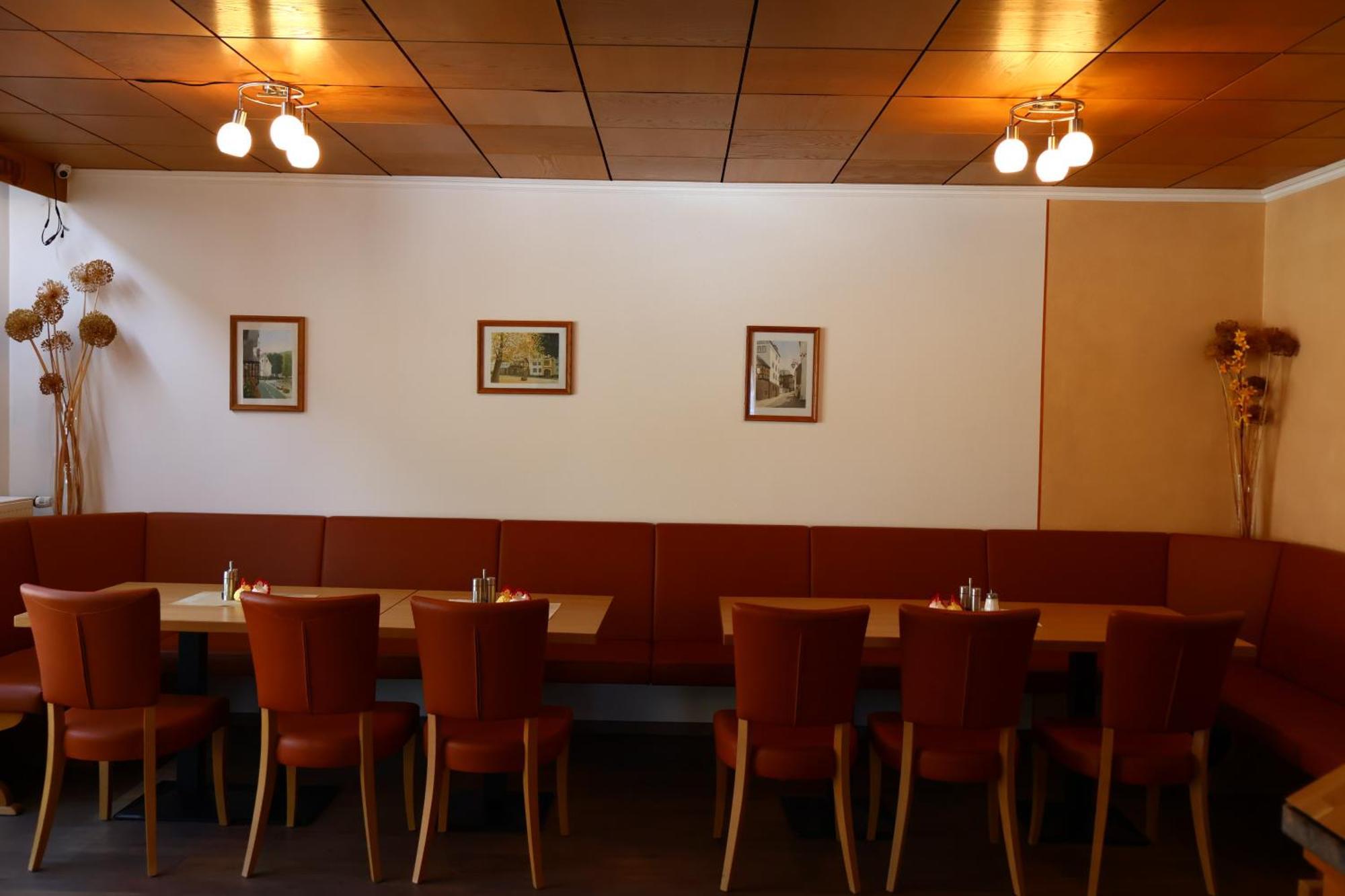 ホテル Weinhaus Hirschen Bruttig エクステリア 写真